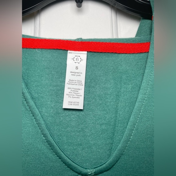 Nanette Lepore Tuni Hoodie Geeen Size Small Extra Soft V Neck Oversized NEW - Picture 3 of 9